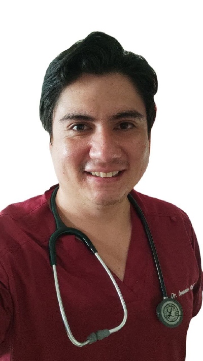 Doctor Especialista Xavier Ivanov Cruz Correa