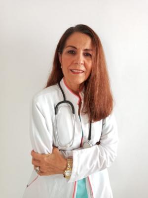 Doctora Especialista Aura Marina Parra Carroz