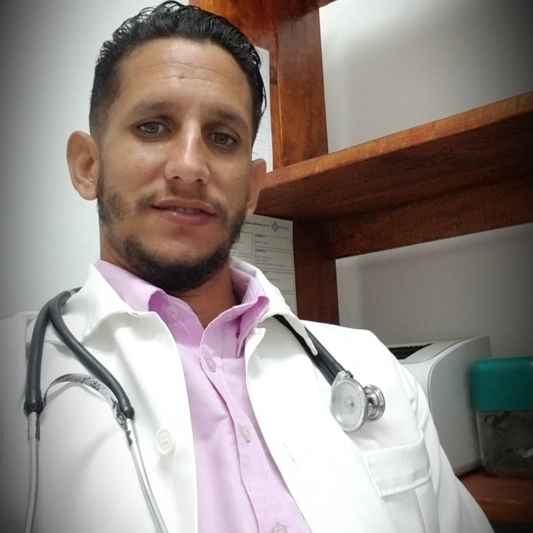 Doctor Especialista Hugo Eduardo Escalona Tamayo