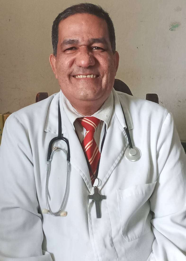 Doctor Especialista Juan Carlos Tineo García